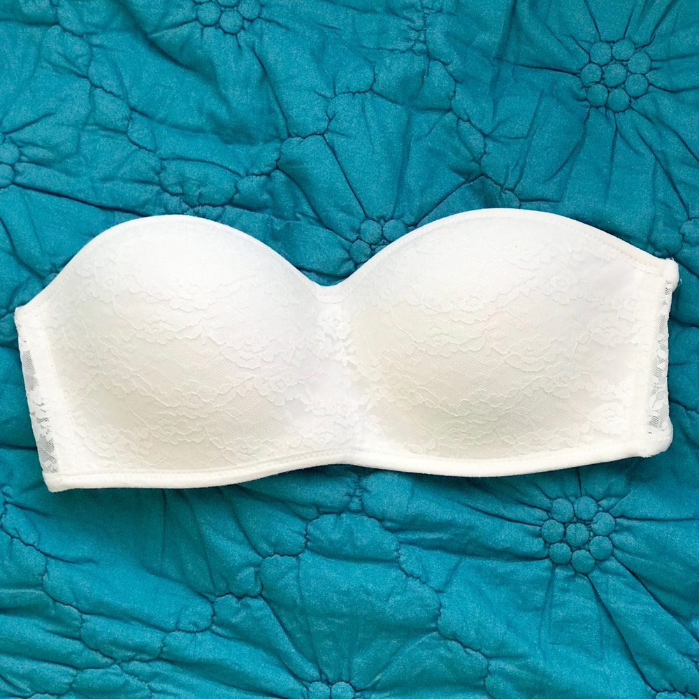 Victoria’s Secret Pink strapless bra